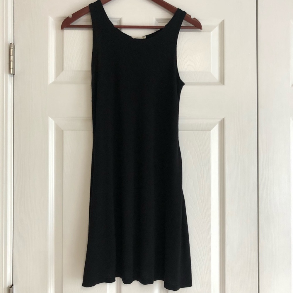 Olivia Rae. Black light weight dress. Size S